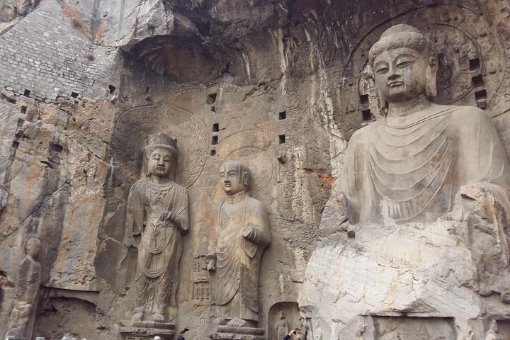 Private Luoyang Day Tour: Longmen Grottoes and White Horse Temple