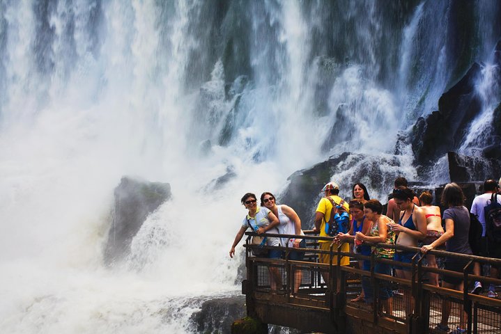 3-Day Iguazu Falls Exploring Tour From Argentina and Brazil
