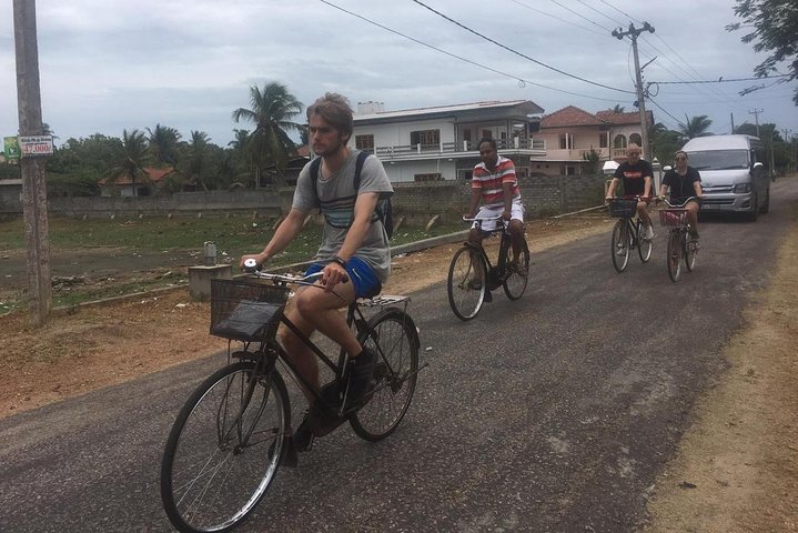 Cycling from Jaffna City
