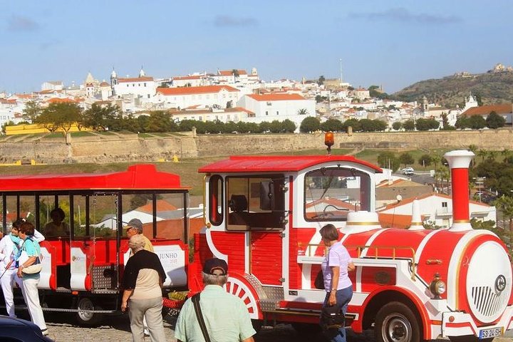 Private Tour: Evora, Elvas and Badajoz (Spain) day trip from Lisbon