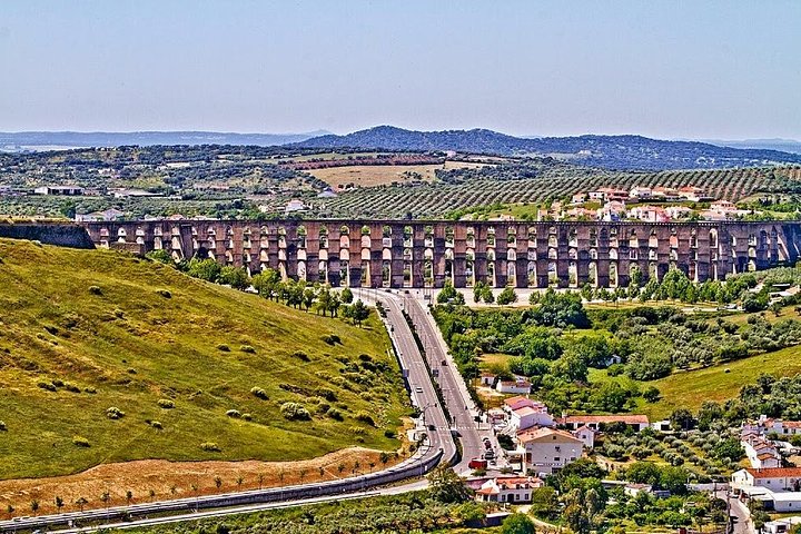 Private Tour: Evora, Elvas and Badajoz (Spain) day trip from Lisbon