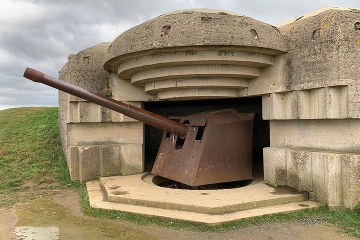 Normandy Battlefields D-Day Private Trip with VIP Services from Paris