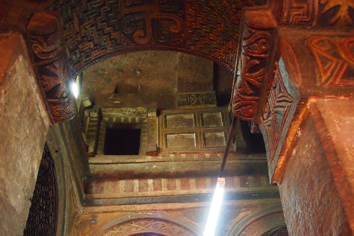 Full Day Group Tour of Lalibela with Airport Pickup and Drop Off