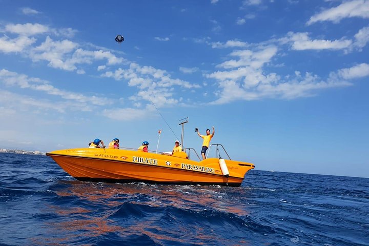 Parasailing in Fuengirola - The Highest Flights on the Costa
