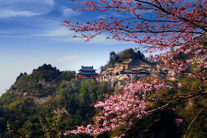 Private 2days tour to Shiyan Wudang Mountain start from Wuhan and end in Wuhan