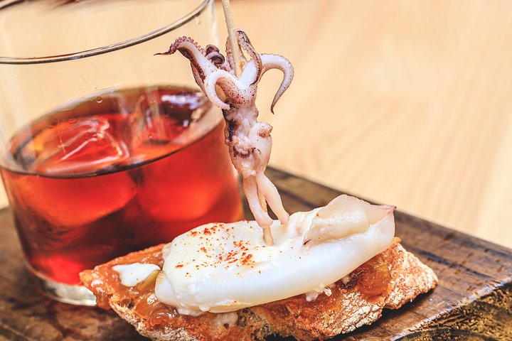 The Authentic Bilbao Pintxos, Food & Wine Tour with a Local