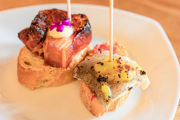 The Authentic Bilbao Pintxos, Food & Wine Tour with a Local