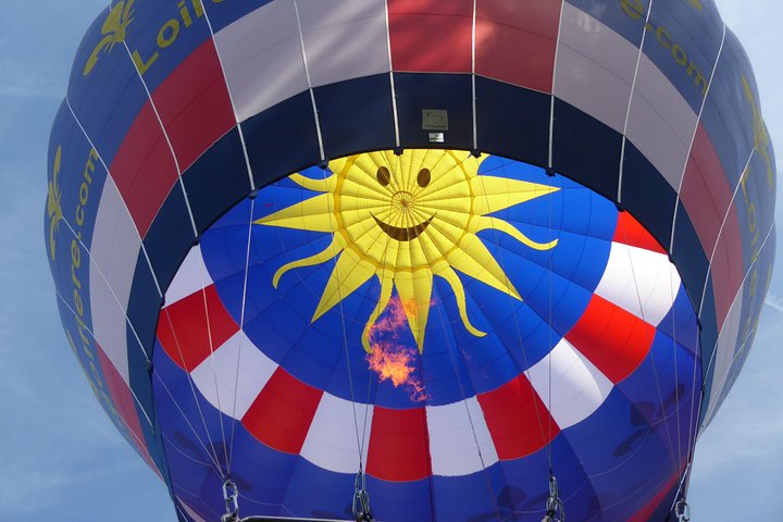 Hot Air Balloon Flight over the castle of Chenonceau / France
