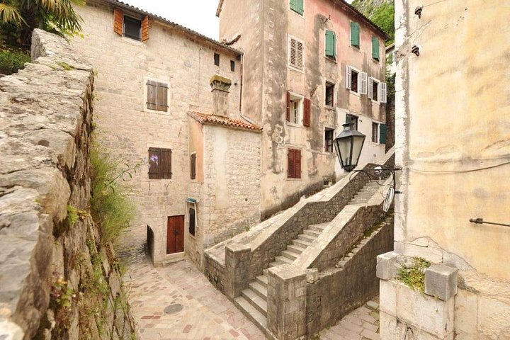 GREAT MONTENEGRO TOUR Cetinje – Njeguši – Kotor – Budva