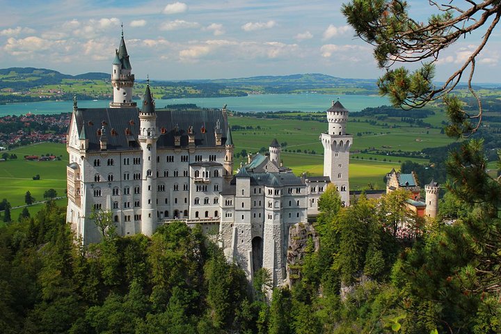 Frankfurt Super Saver: Neuschwanstein Castle and Rothenburg Day Trip