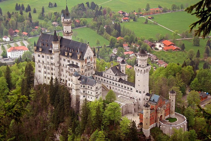 Frankfurt Super Saver: Neuschwanstein Castle and Rothenburg Day Trip