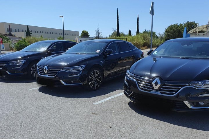 Private transfer by car: Airport from / to the City or Port of Marseille