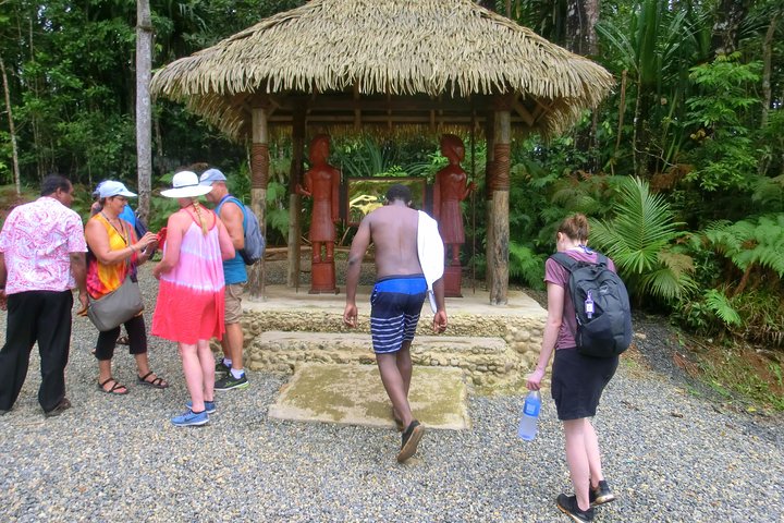 Customized Suva day tour