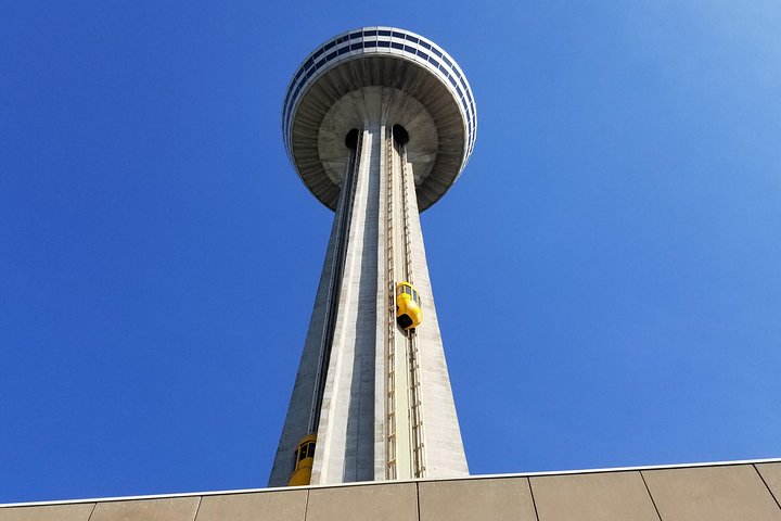 Niagara Falls Canadian Side Tour and Maid of the Mist Boat Ride Option