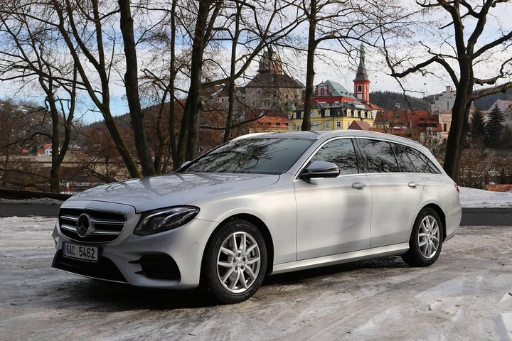 1-way private ride Karlovy Vary to Berlin - Mercedes Benz - up to 8 passengers