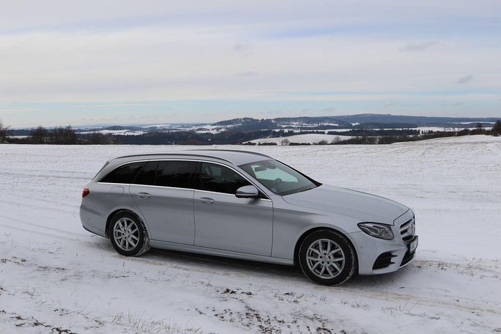 1-way private ride Karlovy Vary to Berlin - Mercedes Benz - up to 8 passengers