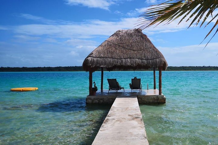 One Day Tour to Chacchoben Mayan City and Bacalar Lagoon with a Certified Guide