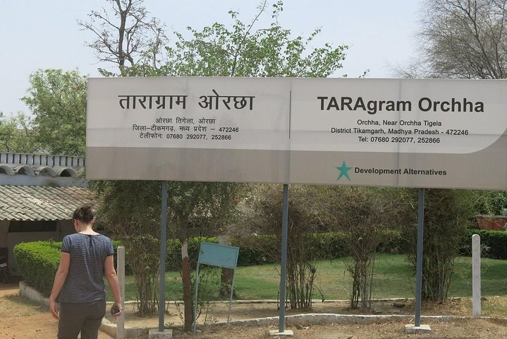 All Inclusive Tribal Village Walk with Visit to Taragram Project from Orchha