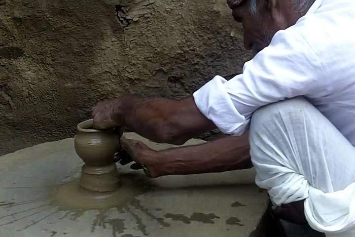 All Inclusive Tribal Village Walk with Visit to Taragram Project from Orchha