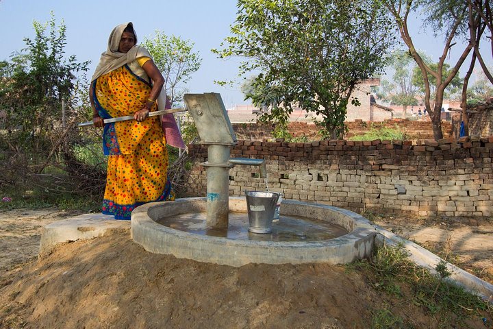 All Inclusive Tribal Village Walk with Visit to Taragram Project from Orchha