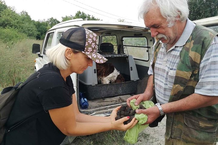 The Real Truffle Hunting in Abruzzo