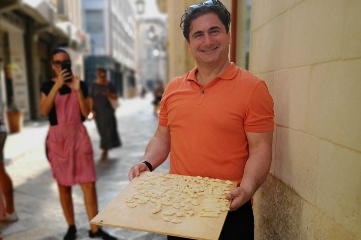 Orecchiette Cooking Class and Wine in Lecce