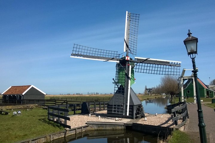 Zaanse Schans Windmills, Clogs and Dutch Cheese Small-Group Tour from Amsterdam