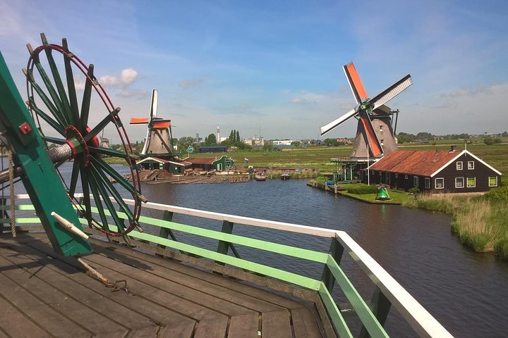 Zaanse Schans Windmills, Clogs and Dutch Cheese Small-Group Tour from Amsterdam
