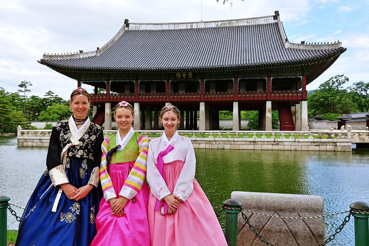 Full-day Customizable Private Seoul Highlight Tour