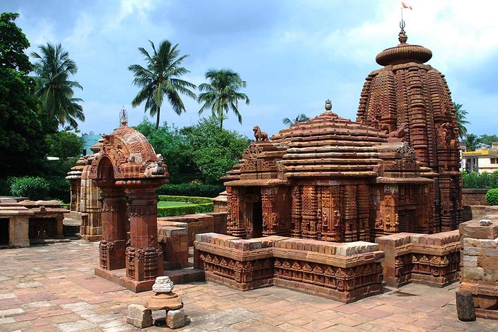 6-hour Temples tour of Bhubaneswar including hotel pick-up & drop-off