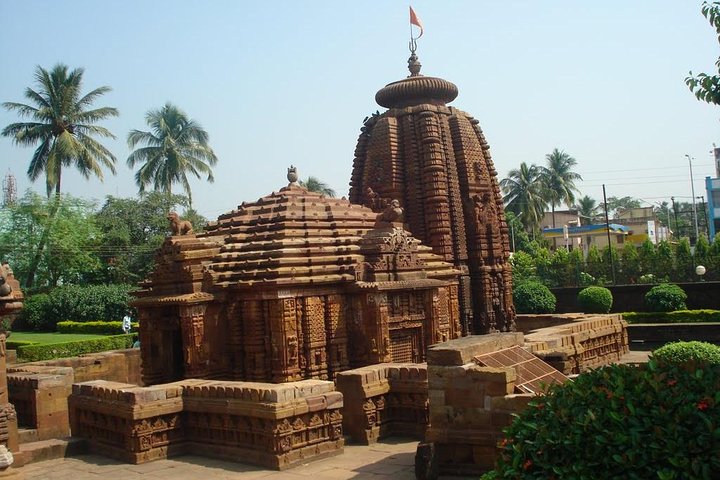 6-hour Temples tour of Bhubaneswar including hotel pick-up & drop-off