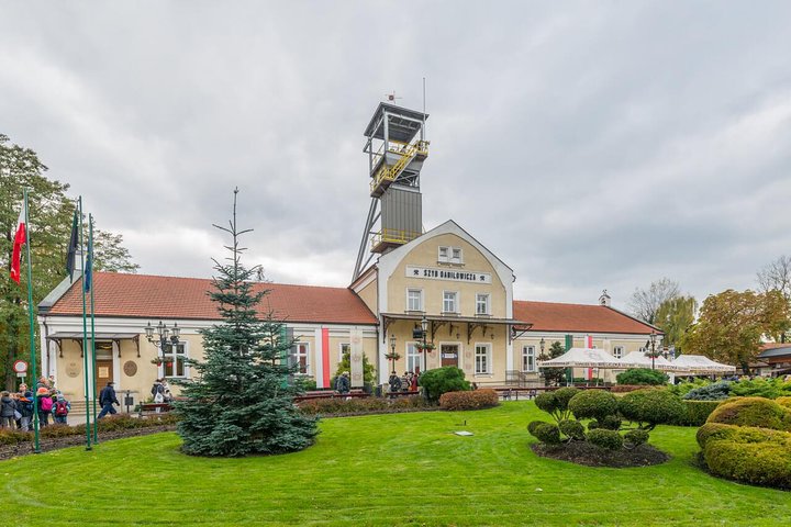 Salt Mine Guided Tour from Krakow (hotel pick up)