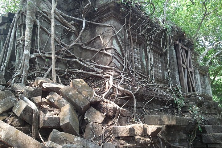 Private Kulen Mountain and Beng Mealea Temple Tour