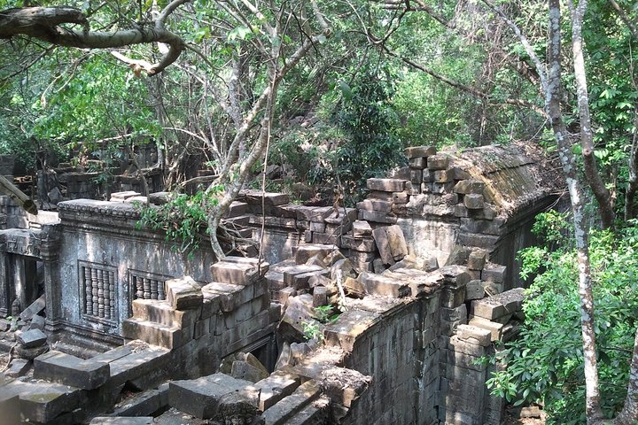 Private Kulen Mountain and Beng Mealea Temple Tour