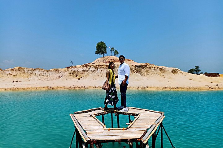 Bintan Sand Dunes and Blue Lakes Half-Day Tour with Lunch
