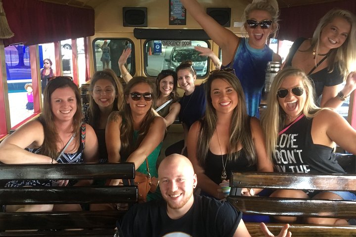 Charlotte FUNNY Historical Comedy City BUS Tour