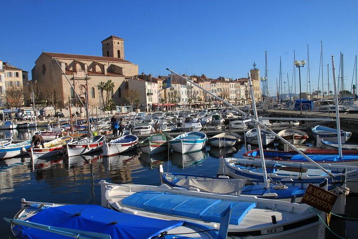 Private transfer by car: Marseille airport to / from Cassis-La Ciotat