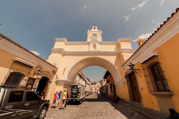 Hobbitenango & Antigua Shared Day Tour
