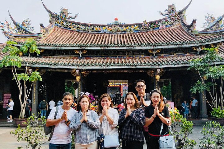 Full-Day Private Custom Taipei City Tour