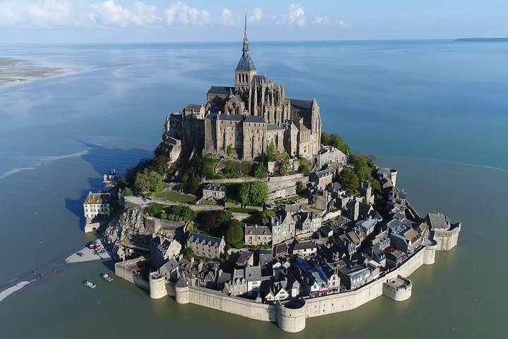 Mont Saint-Michel | with Local Guide & Tickets | From Cherbourg