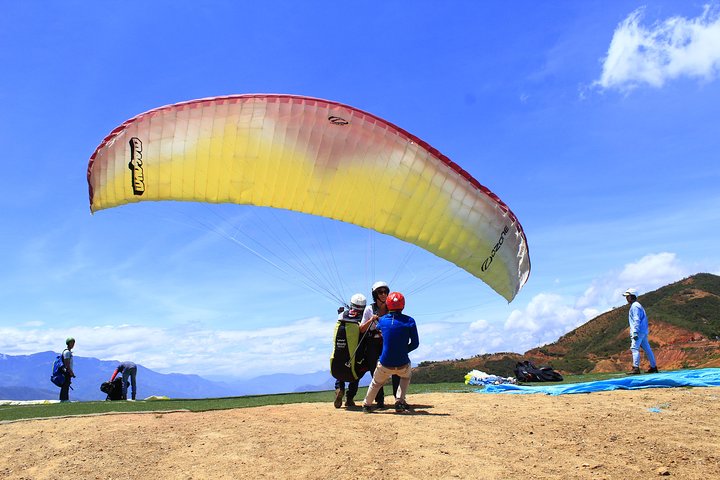 Paragliding in the grand canyon of chicamocha