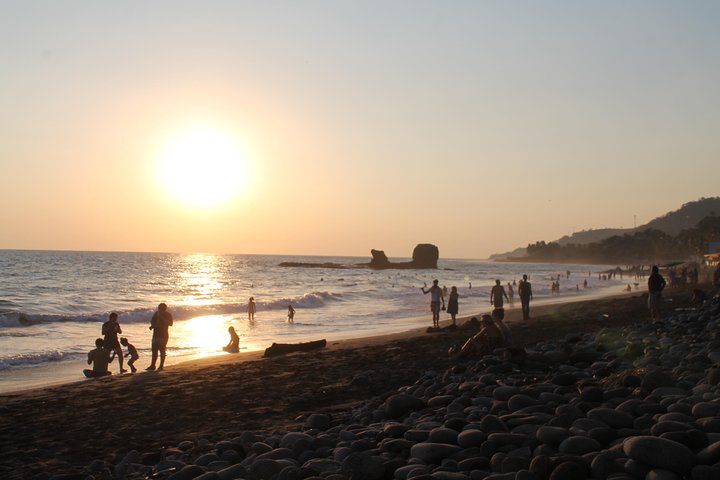 Tamanique Waterfalls Complex Trek + El Tunco Beach