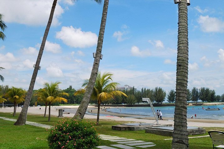 Cherating to Kuala Lumpur hotels 1-way Transfer