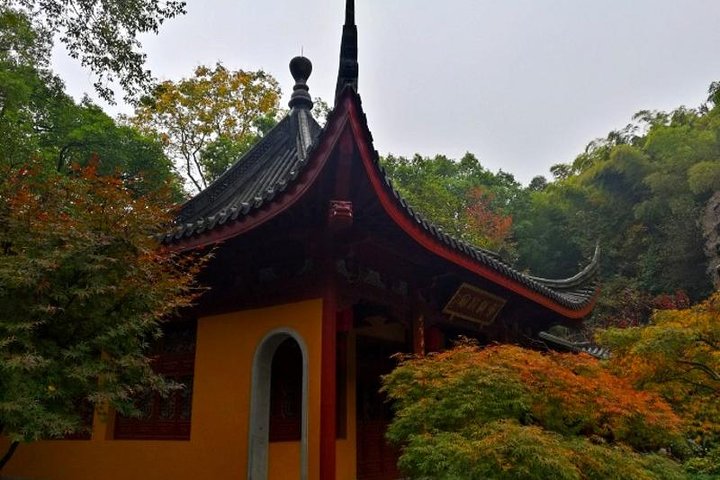 Hangzhou Private Flexible Day Tour with West Lake Boat Cruise