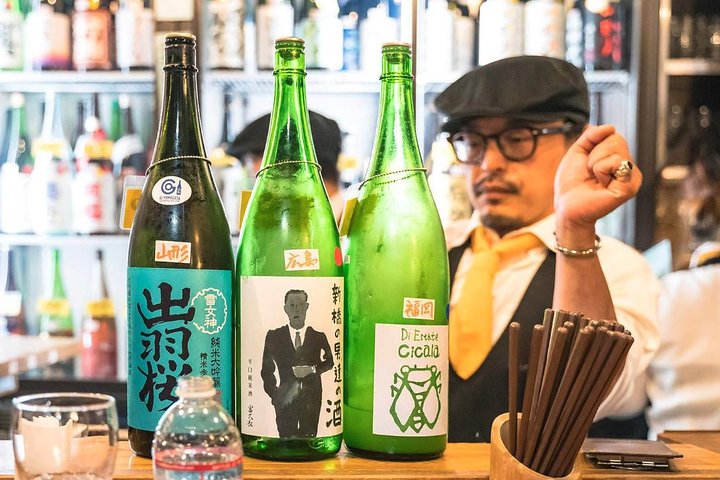 Osaka Backstreet Nightlife & Street Food Walking Tour