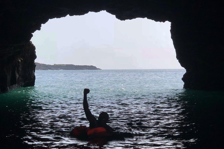 Ribeira da Barca: Boat Trip to the Cave, Snorkeling and BBQ on the beach