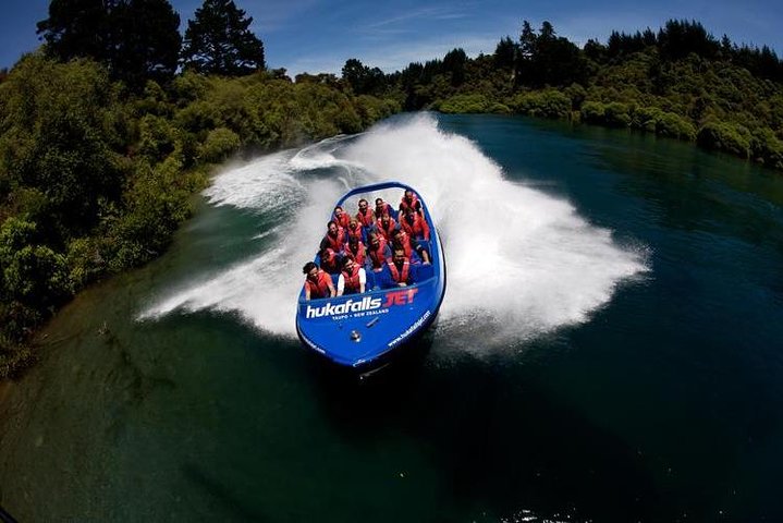 Huka Falls Jet Boat Ride in Taupo