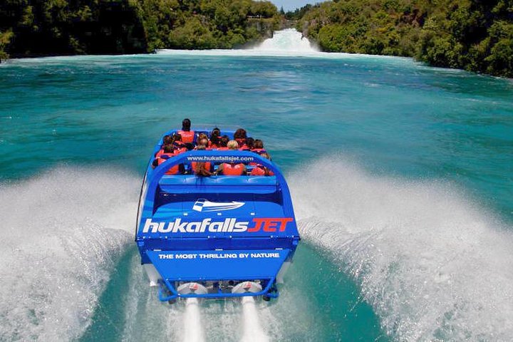 Huka Falls Jet Boat Ride in Taupo