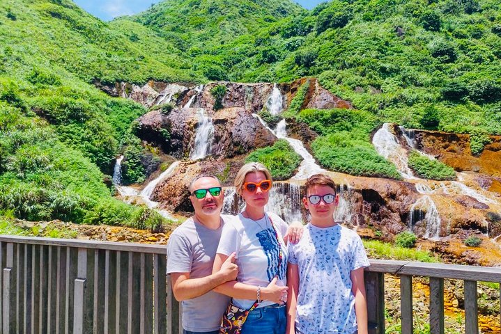 Full-Day Private Northern Taiwan Tour from Taipei with Pickup