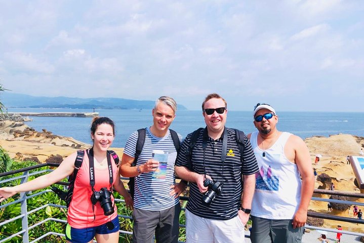 Full-Day Private Northern Taiwan Tour from Taipei with Pickup